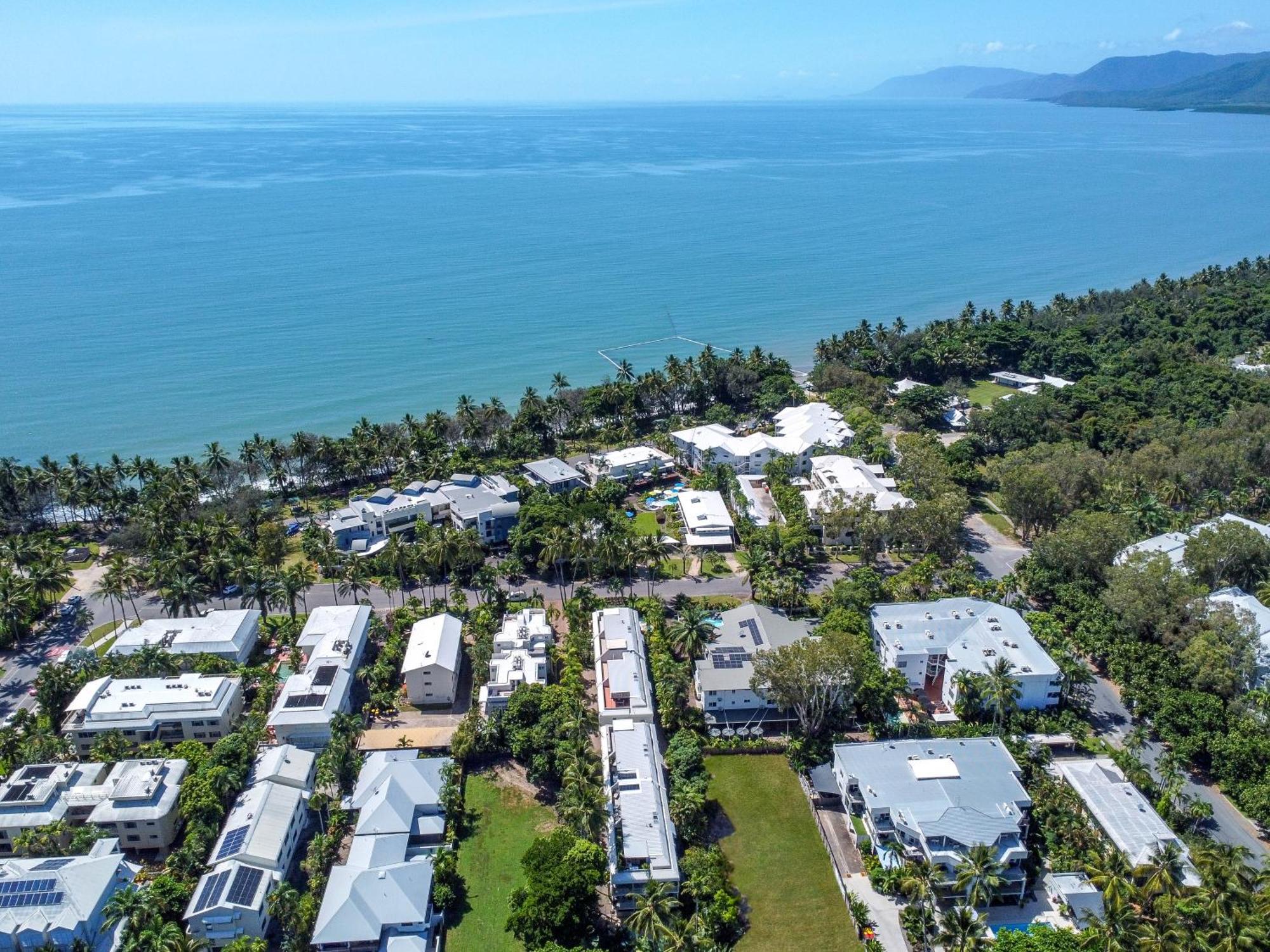 Tropical Reef Apartments Port Douglas Exteriör bild